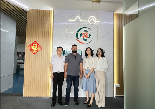 Daffodil Visits Naturn for Collaboration
