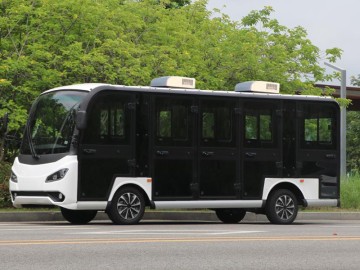 14 Seater Enclosed Tourist Electric Sightseeing Bus