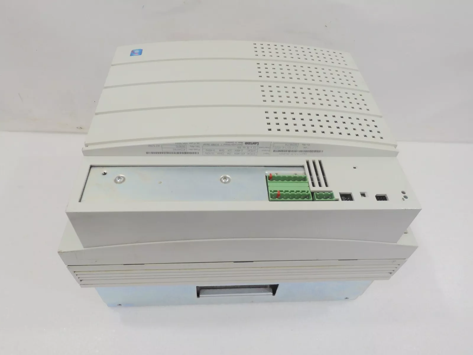 LENZE Inverters 8200-series EVF8221-E-V020