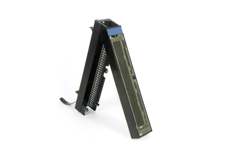 Schneider Electric Distributed I/O TSXBLK7