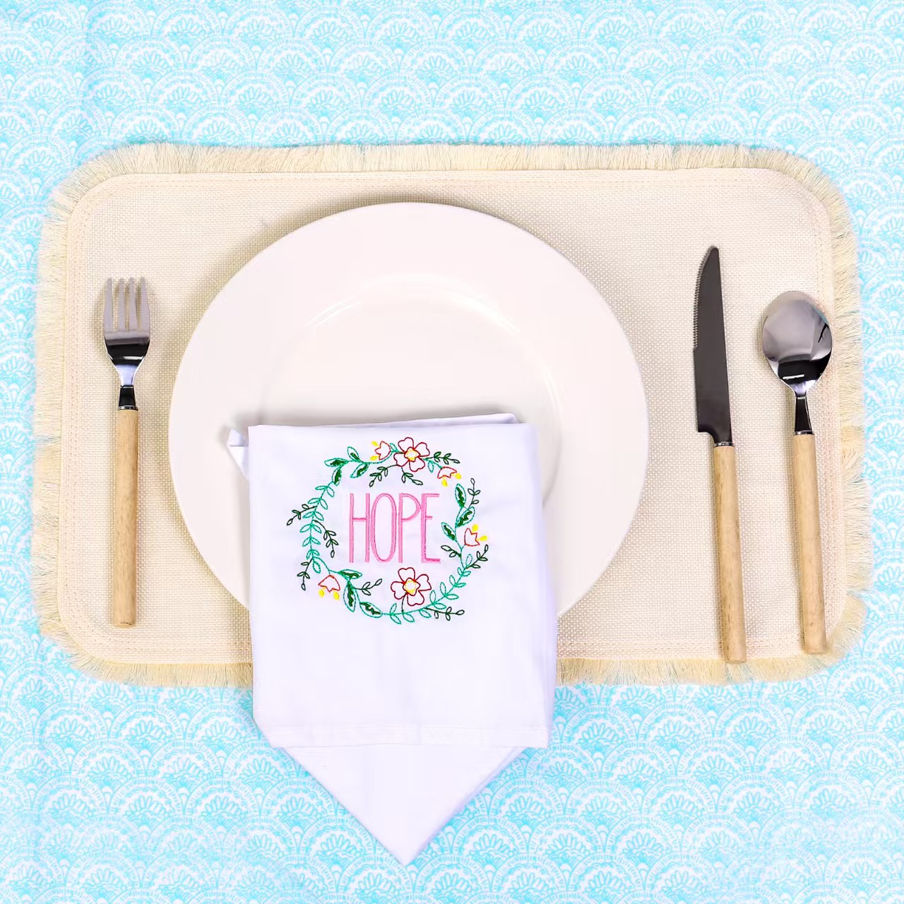 Fringe edge imitation jute placemat