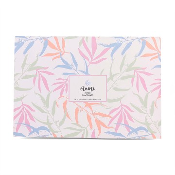 Paper placemats for dinner table