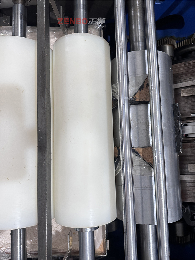 Zenbo Roll Feeding Paper Bag Machine Details And Advantages (2)akd