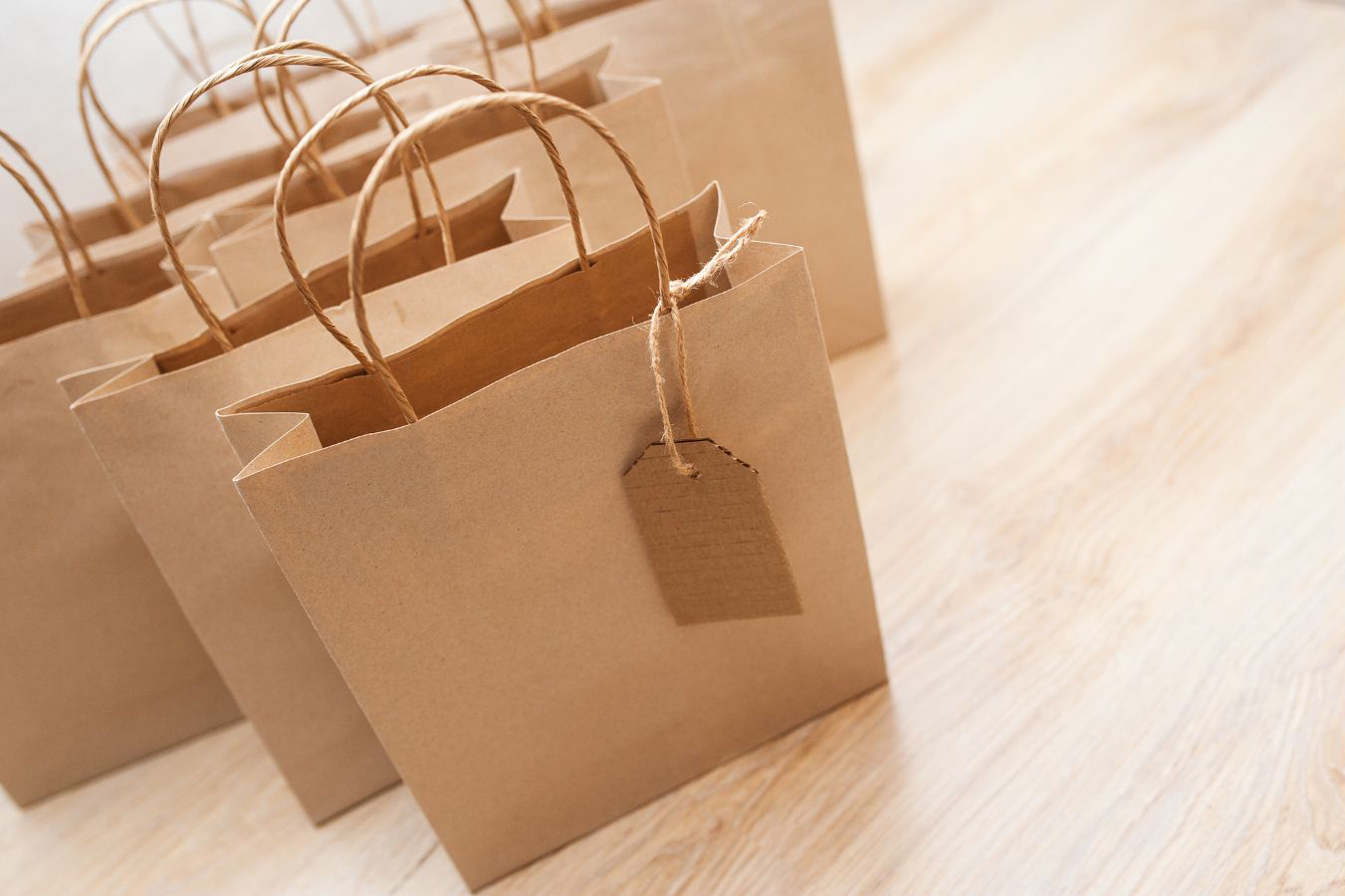 The Guide to Machine Made Kraft Paper Bag Manufacturing