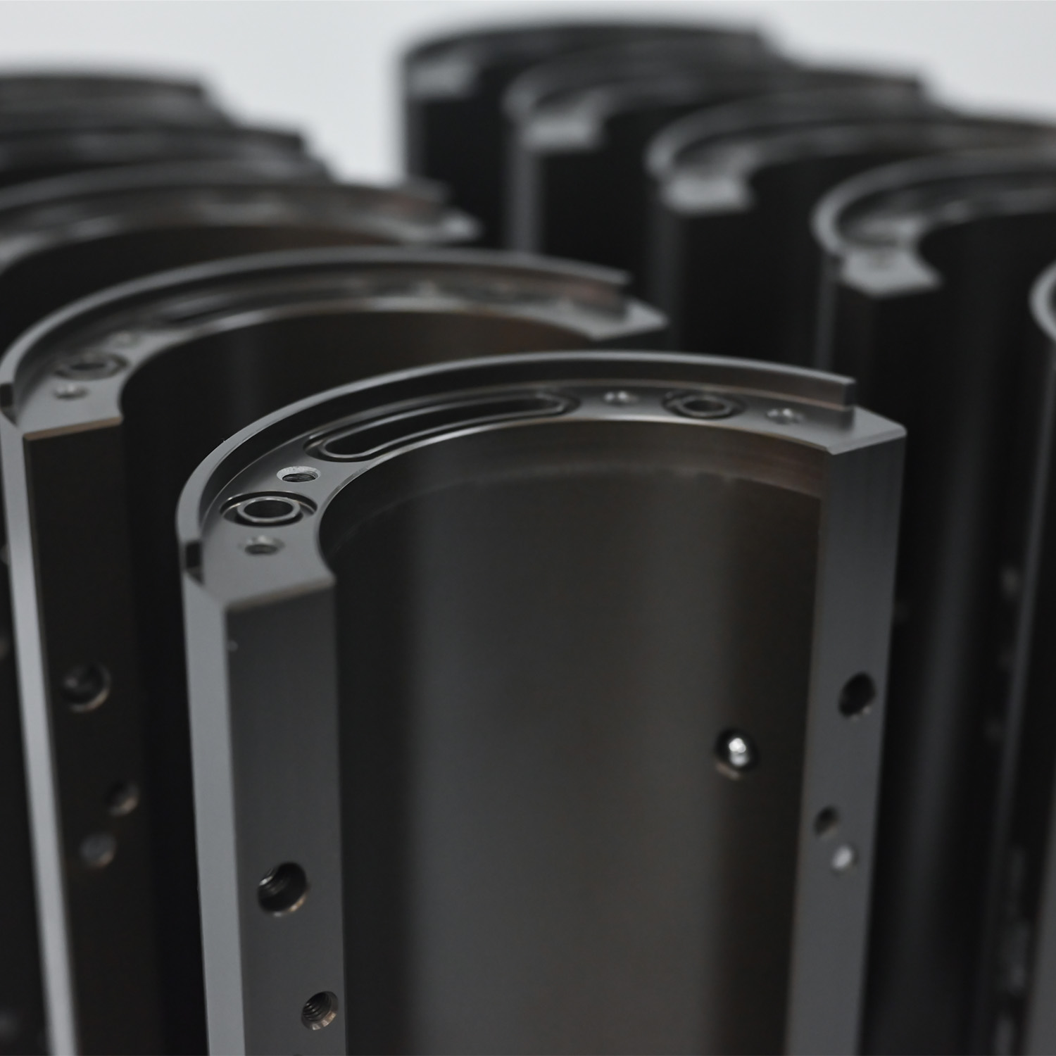 Trpežna aluminijasta lupina kalupa v industrijski proizvodnji