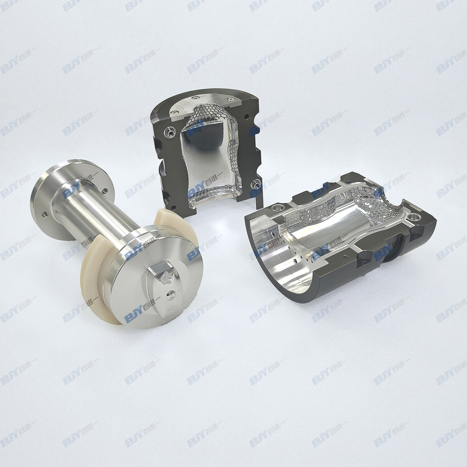 Hard-anodized wear-resistant surface detail of 500ml PET blow mold cavity