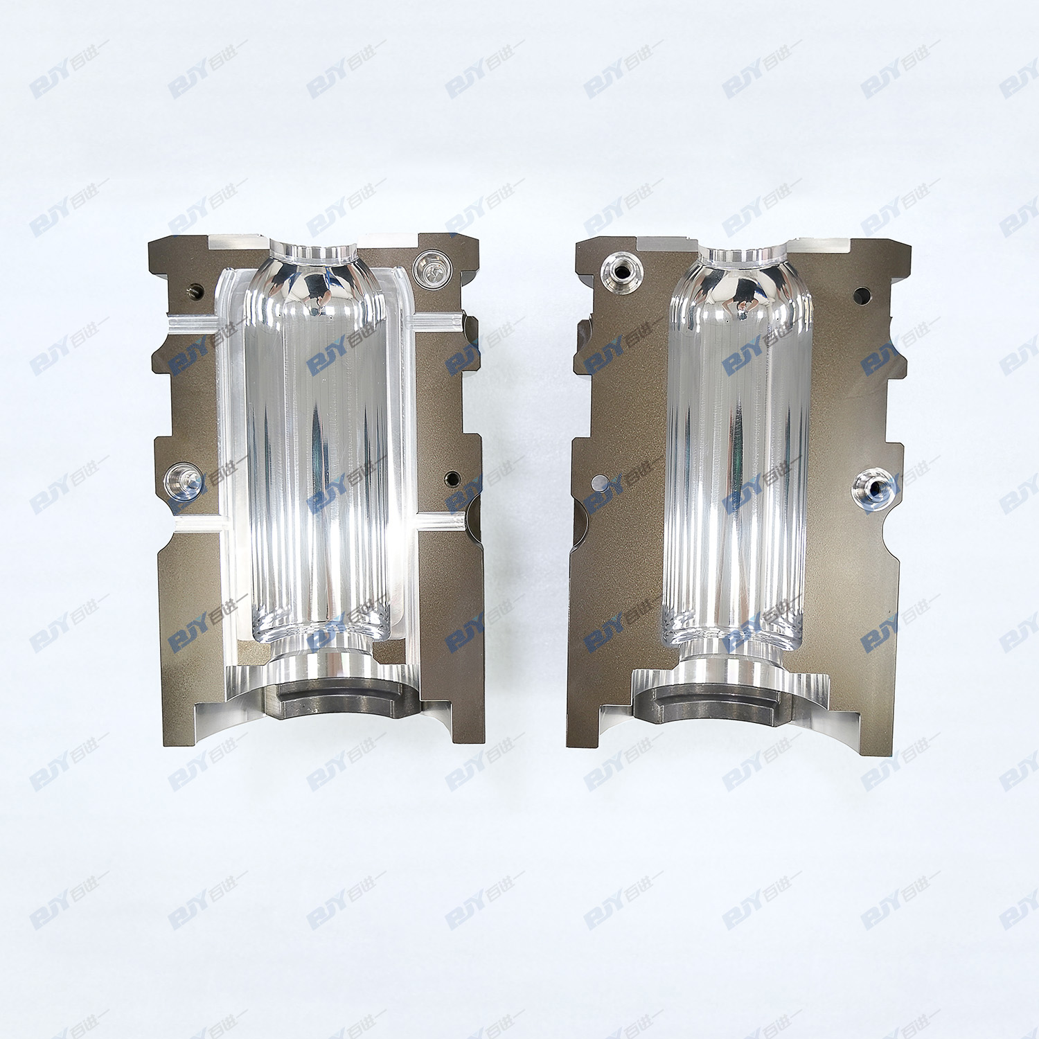 solid-aluminum-pet-blow-mold