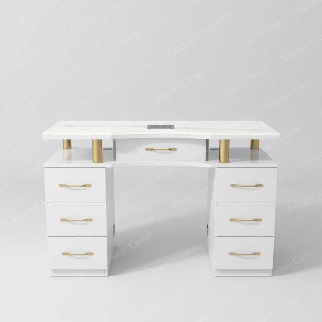 bureau de manucure du centre Madame 11