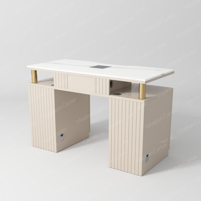 bureau de manucure du centre Madame 12