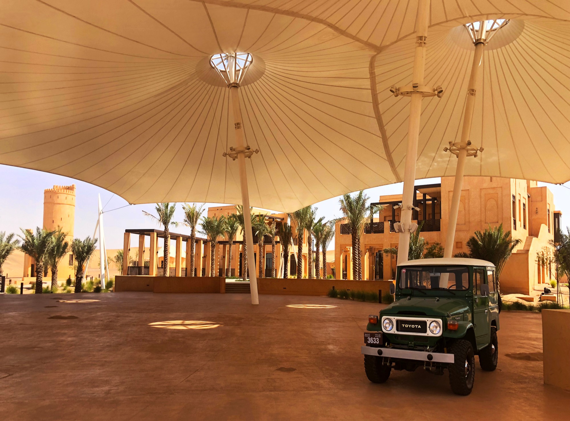 Desert Camp Hotel Suite Restaurant Common area custom furniture J-439