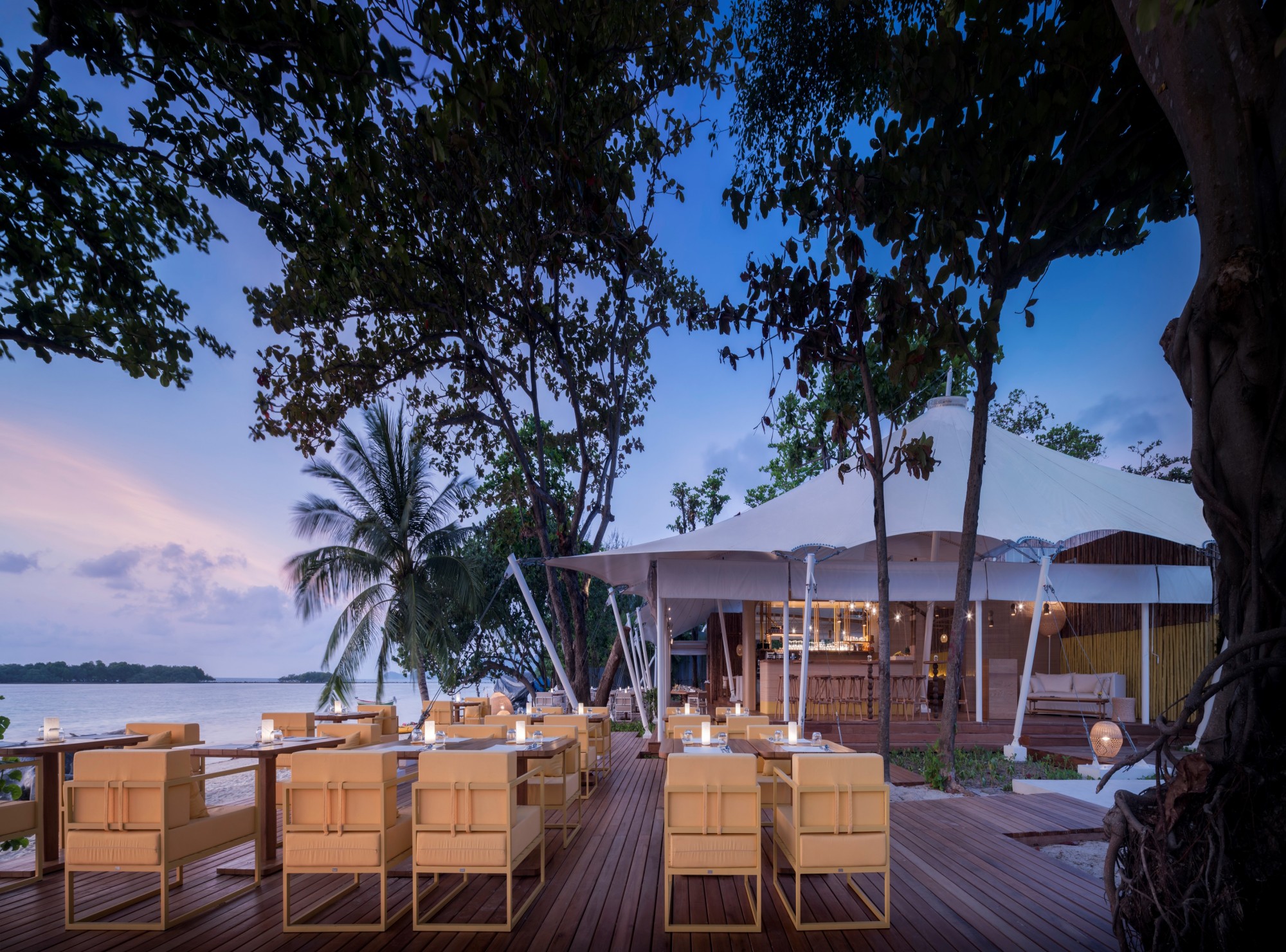 Custom Furniture Factory Resort Engineering suite furniture J-593