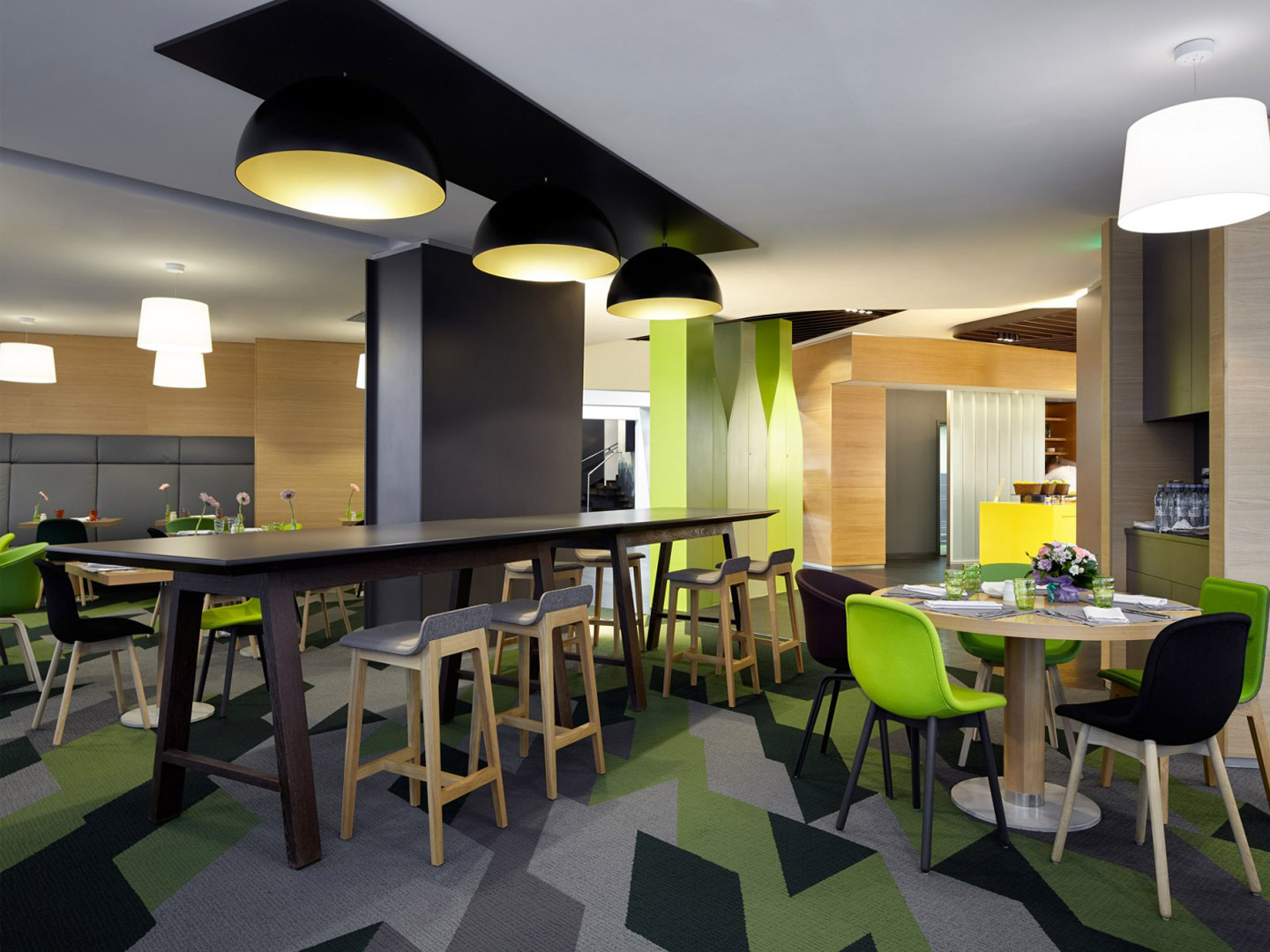 Restaurant Hotel Furniture Exporter Item Furnit...