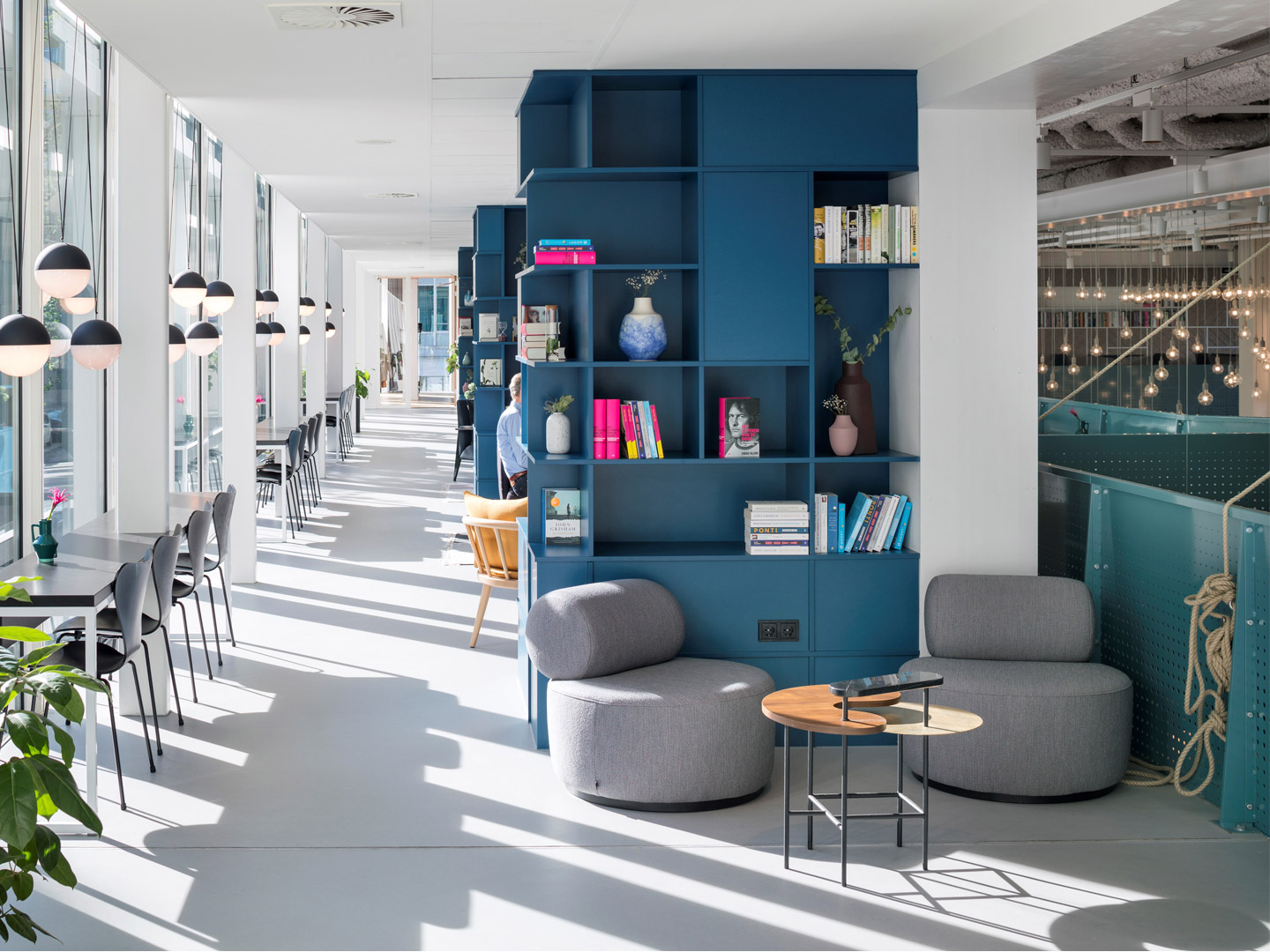 Designer furniture exporter engineering custom furniture J-514