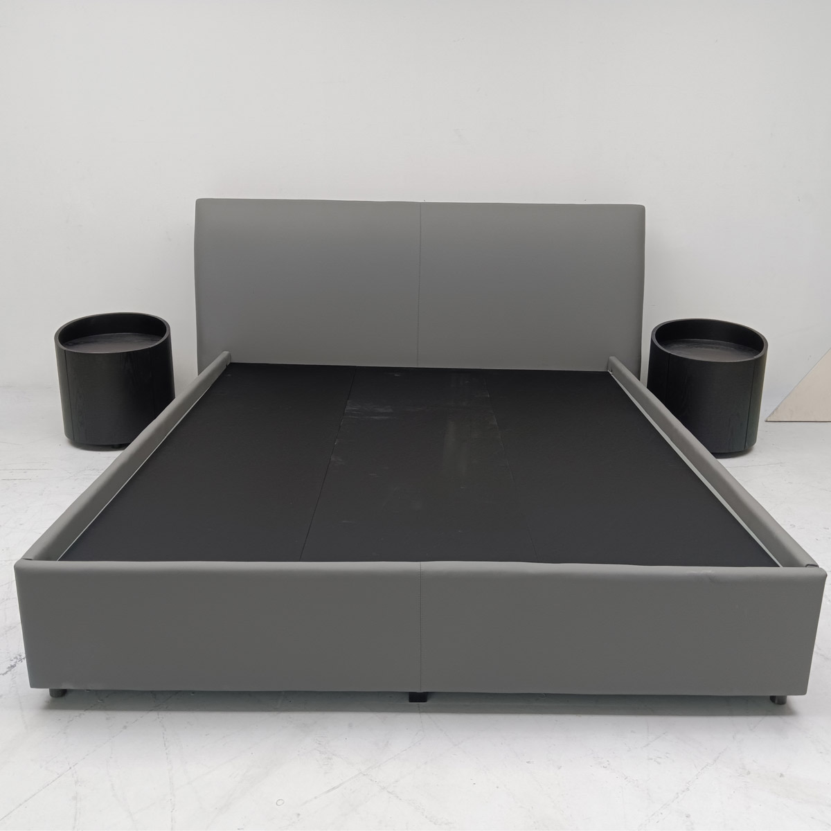 Express hotel double bed scene effect H721