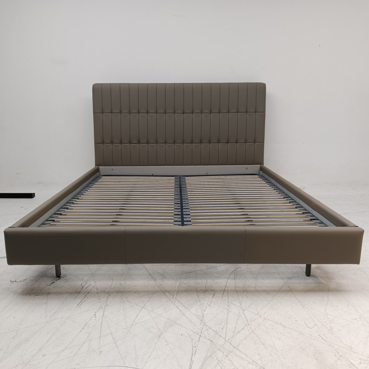 Project Custom bedroom double bed H734