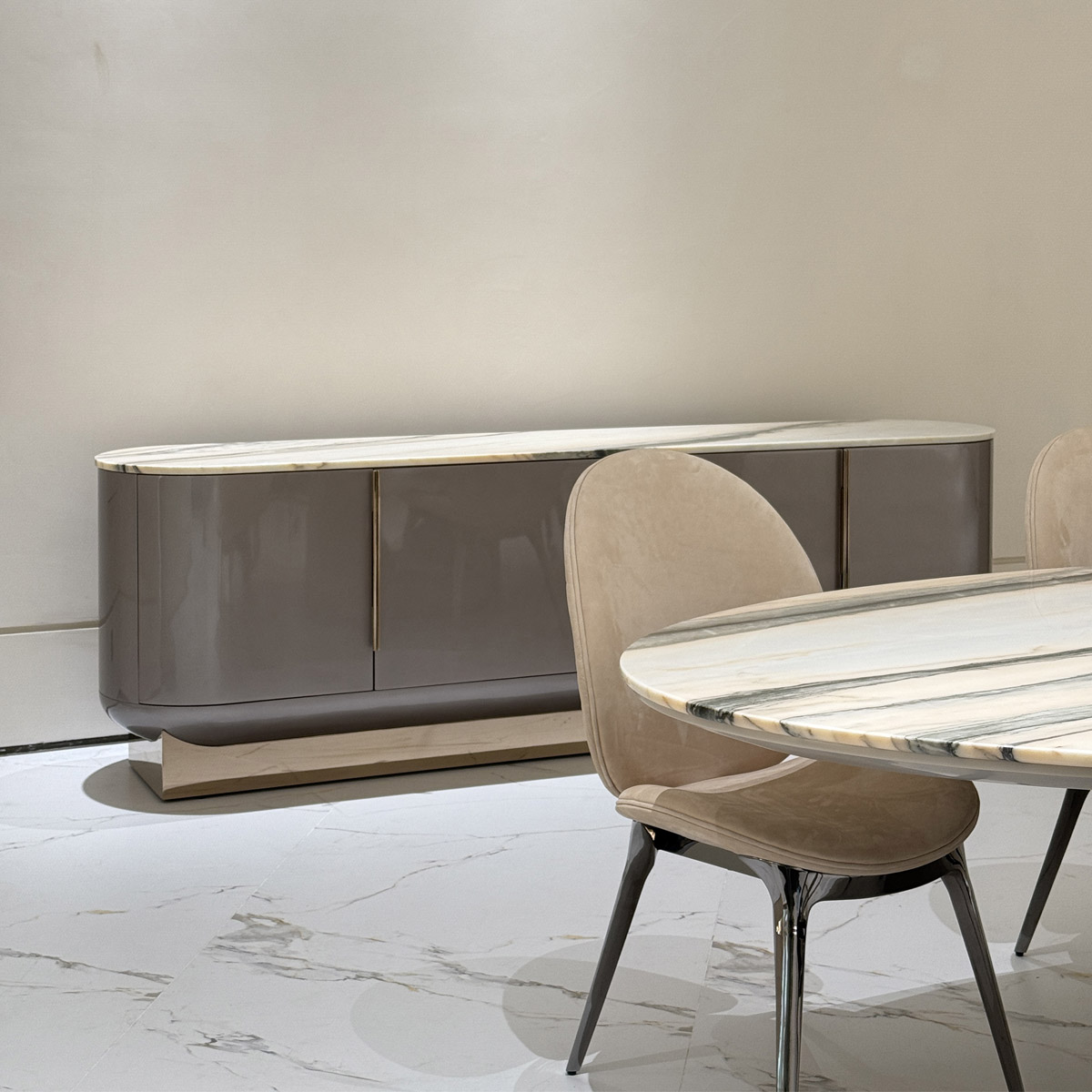 Guangzhou customers Customized sideboard c...
