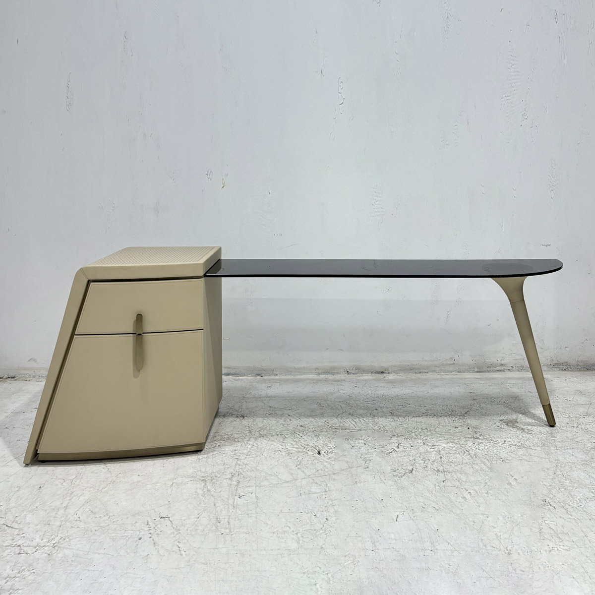 High-end custom computer desk H939