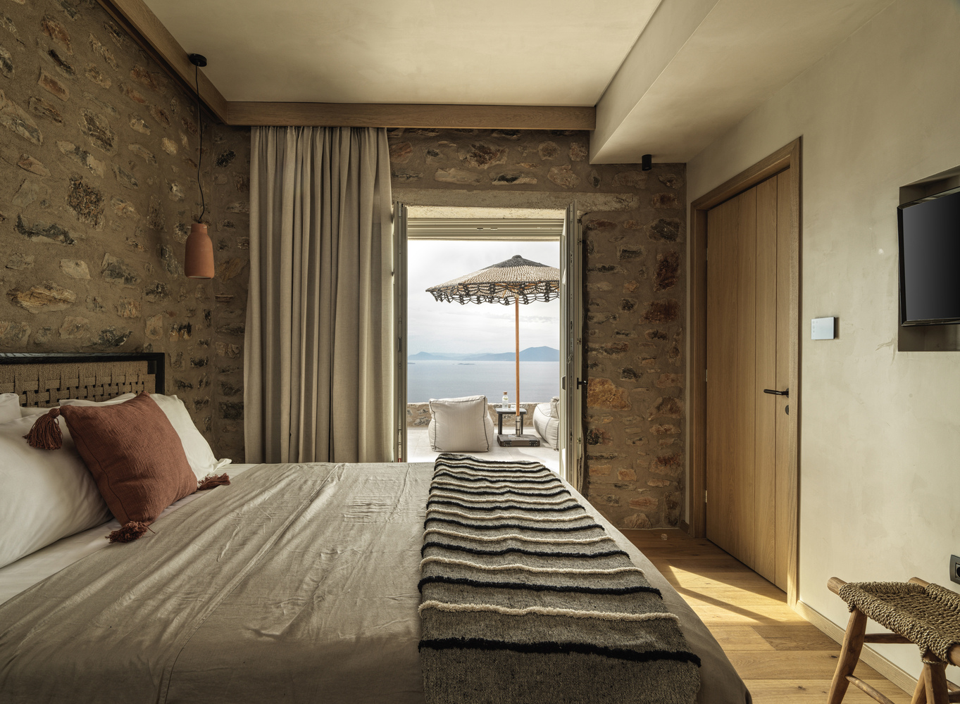 High-end resort hotel custom furniture supplier J-876