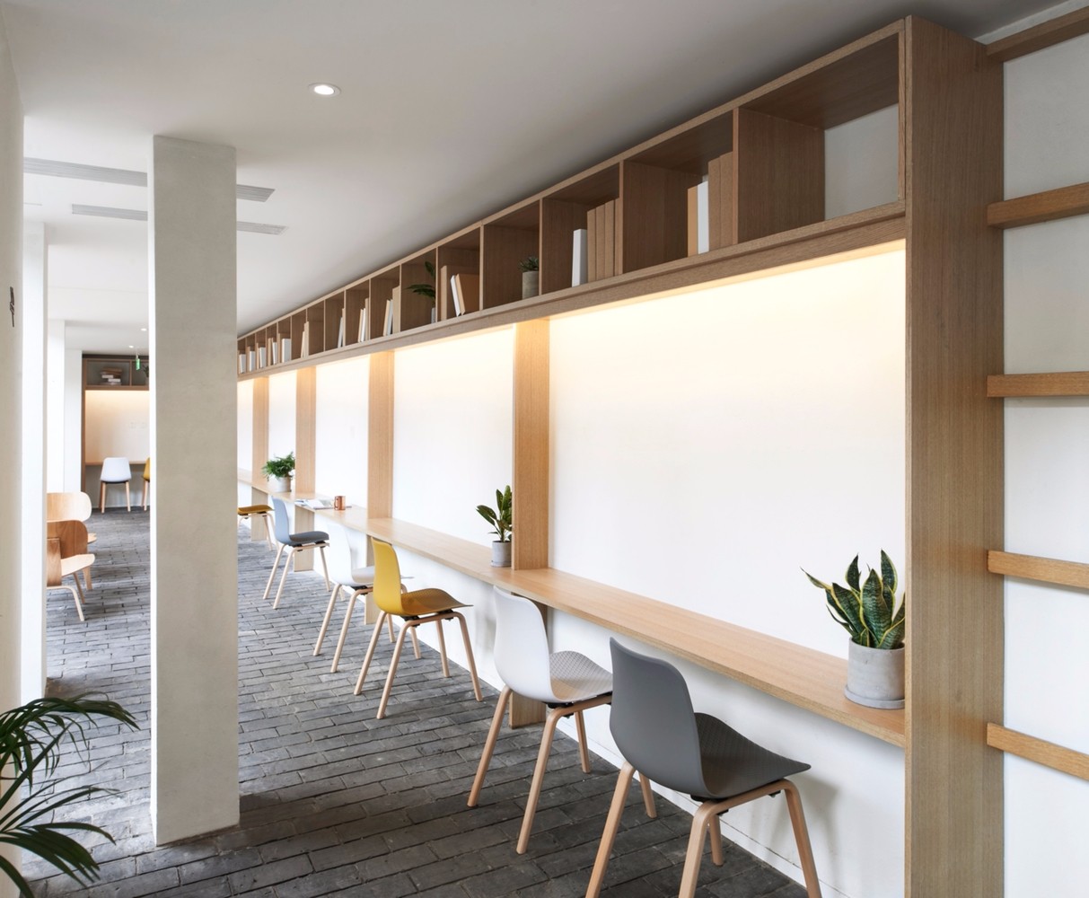 Furniture source factory homestay resort hotel furniture J-964