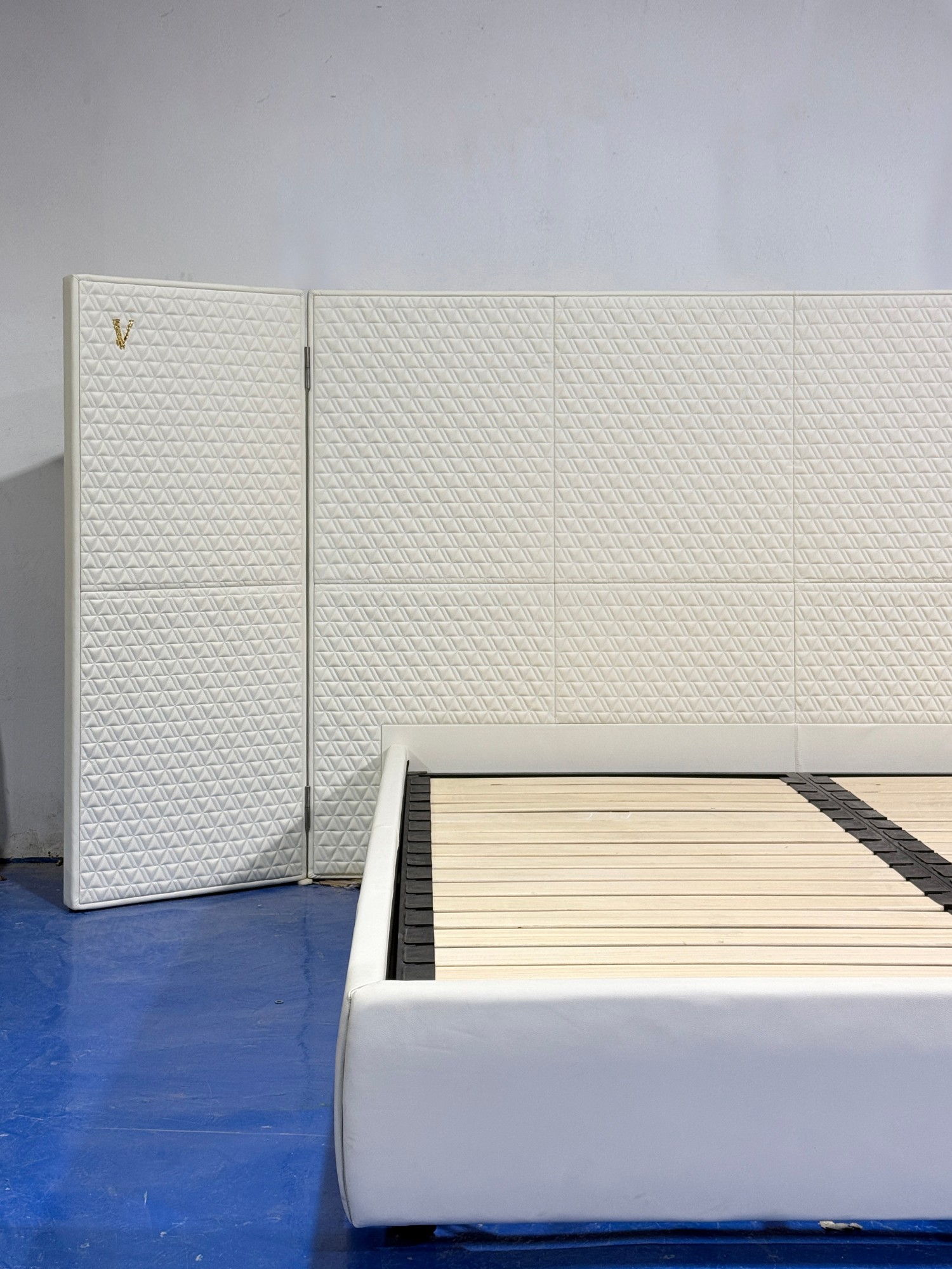 Nanning Sales Office Double Bed H1101