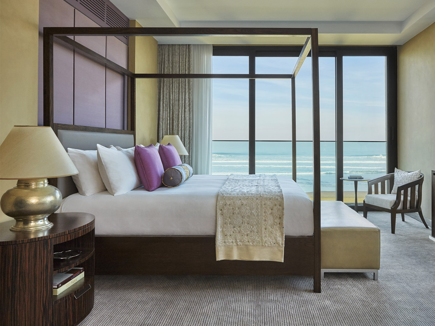Modern project project villa customized hotel furniture set J-812