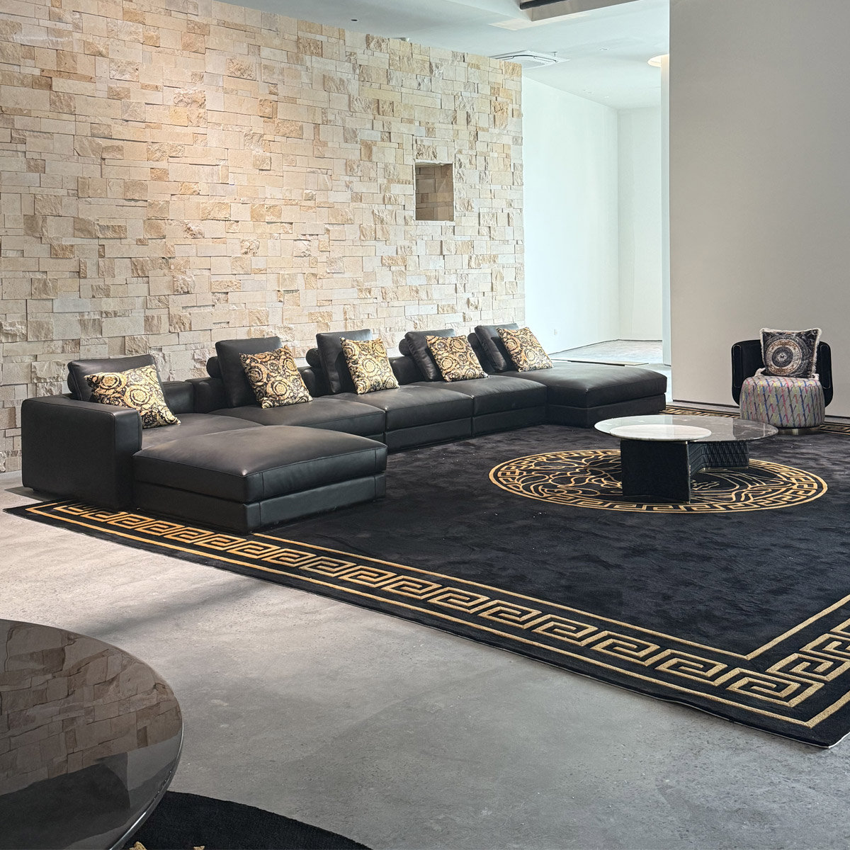 Villa Custom Corner Sofa H1100