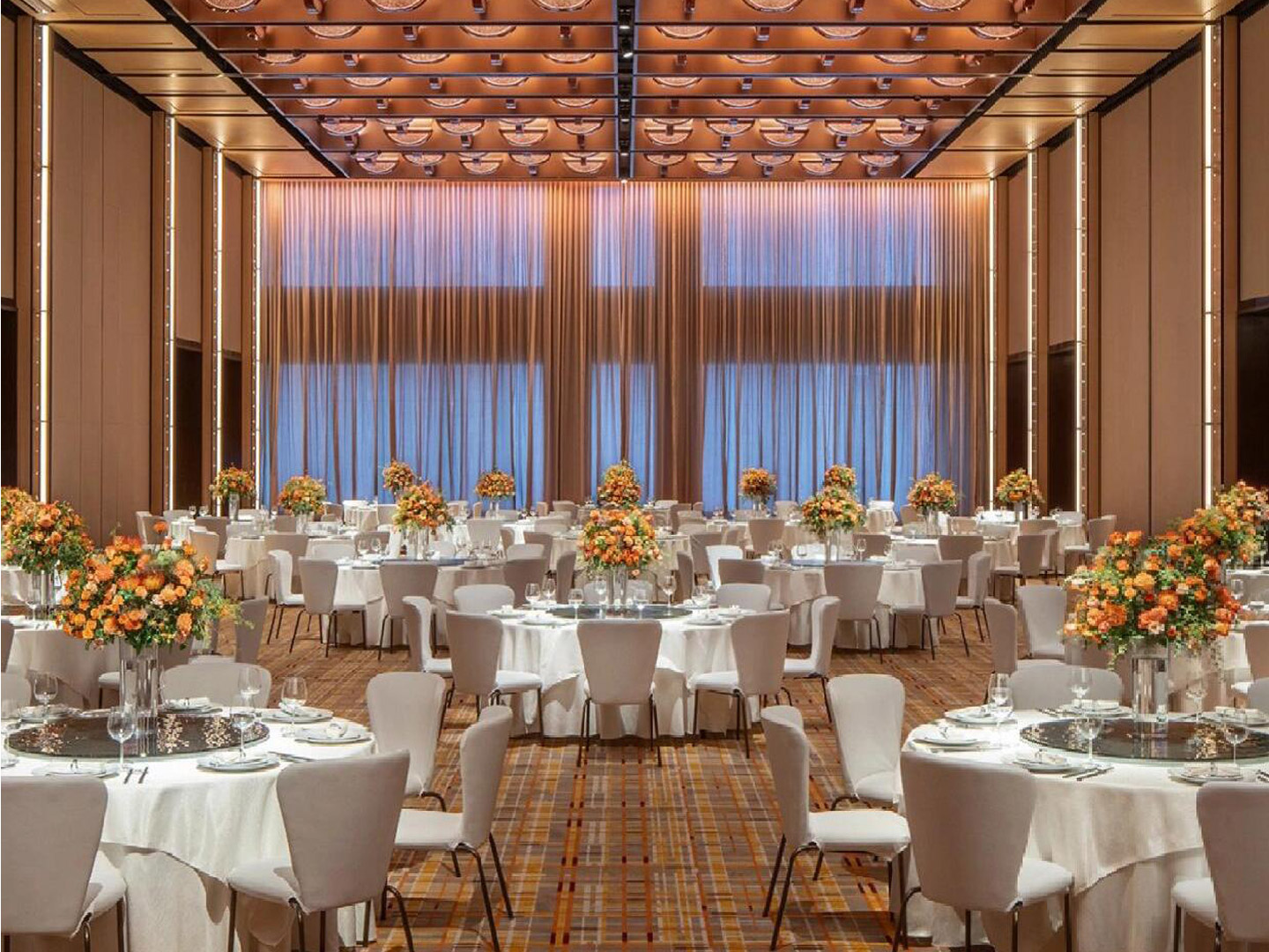 Jumeirah Hotel Furniture Case Study GD350