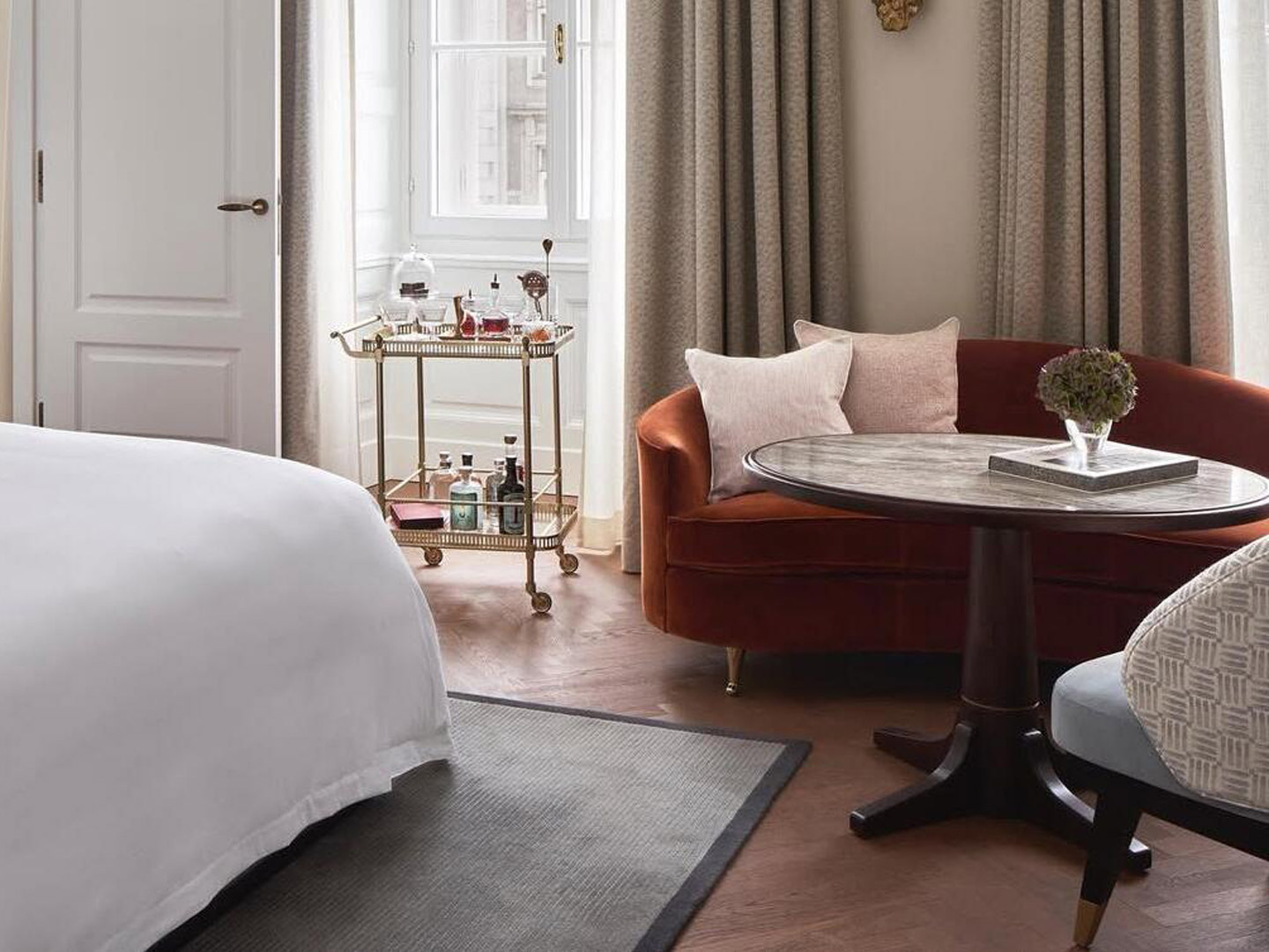 Hotel Design Guest Room Sets & Customization GD60