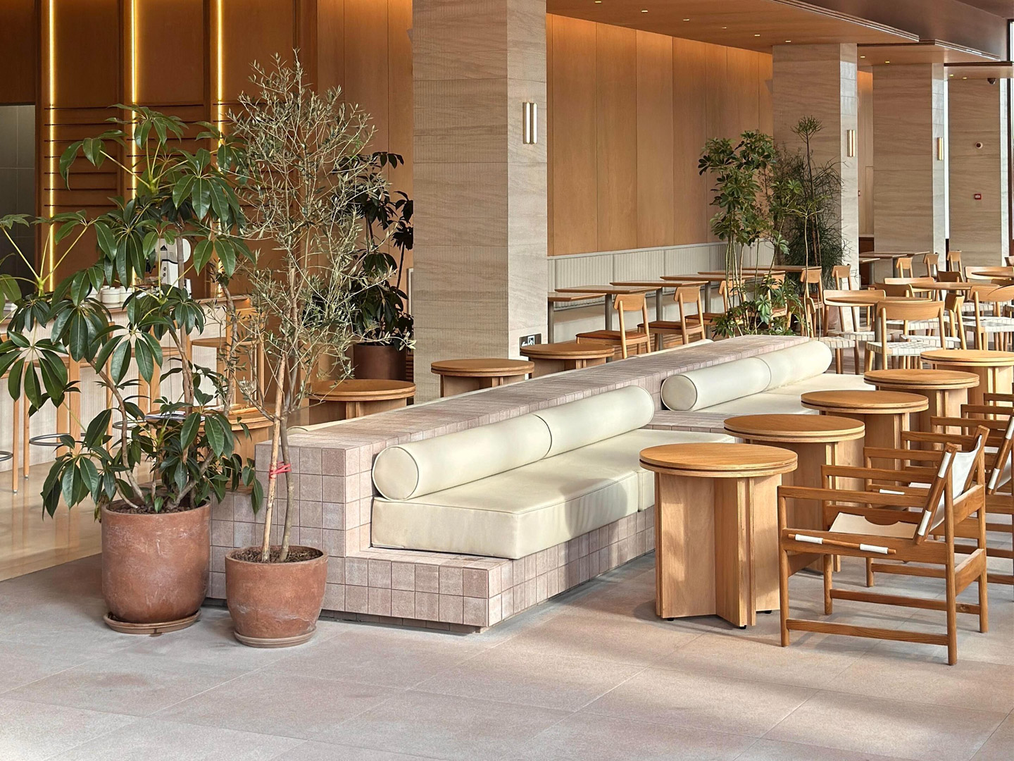 Hotel Furniture Customization from Furniture Source Factory GD200