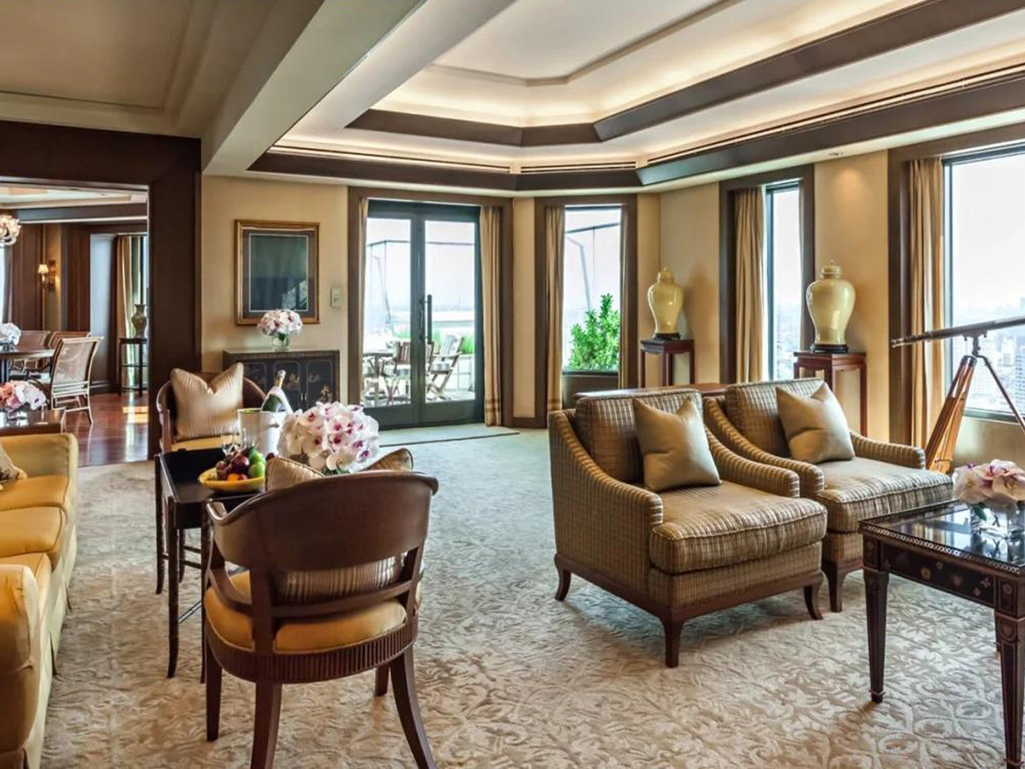Peninsula Bangkok Hotel Furniture Set Source Factory GD545