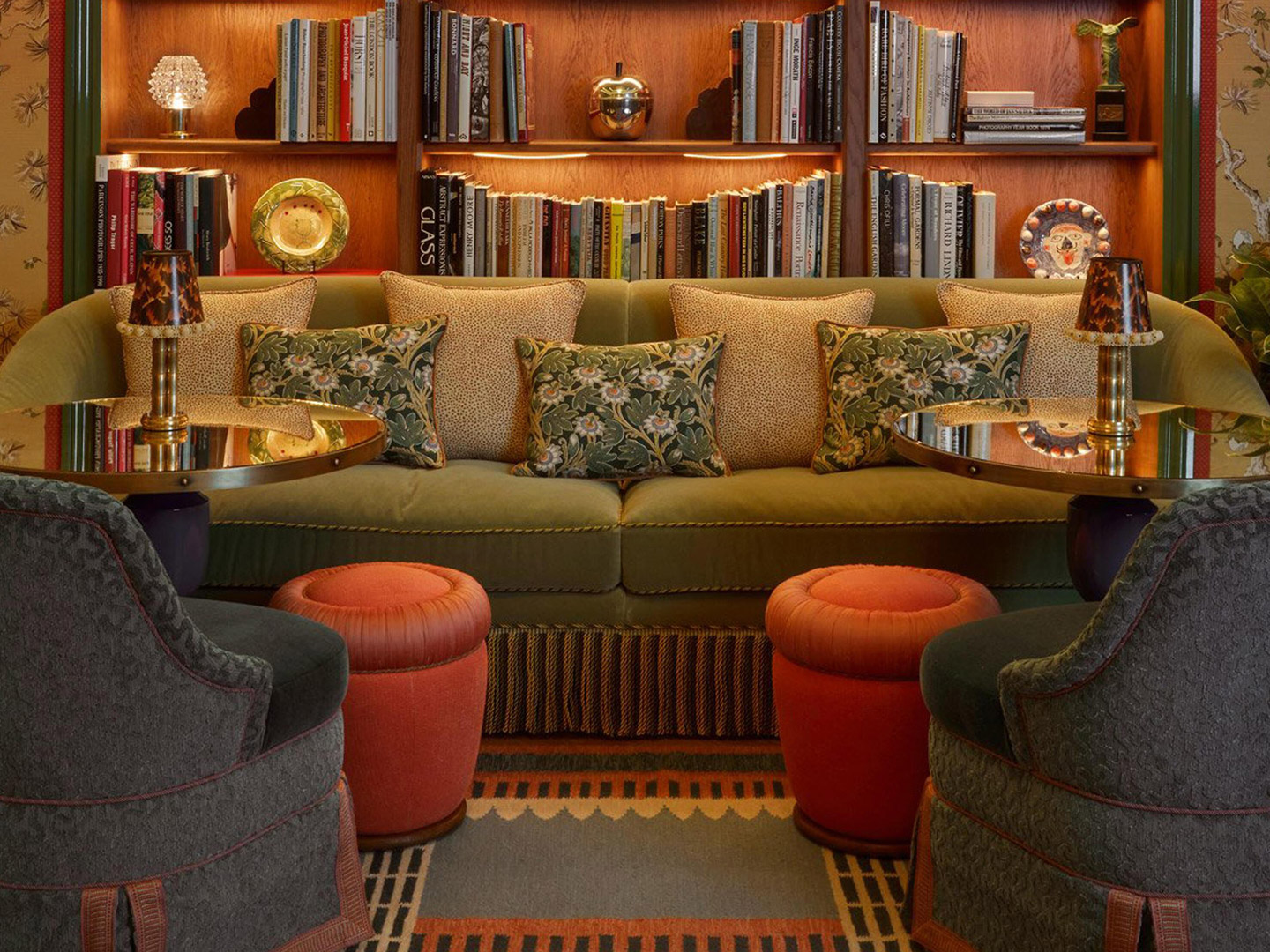 Furniture manufacturing factory in London hotel furniture  GD557