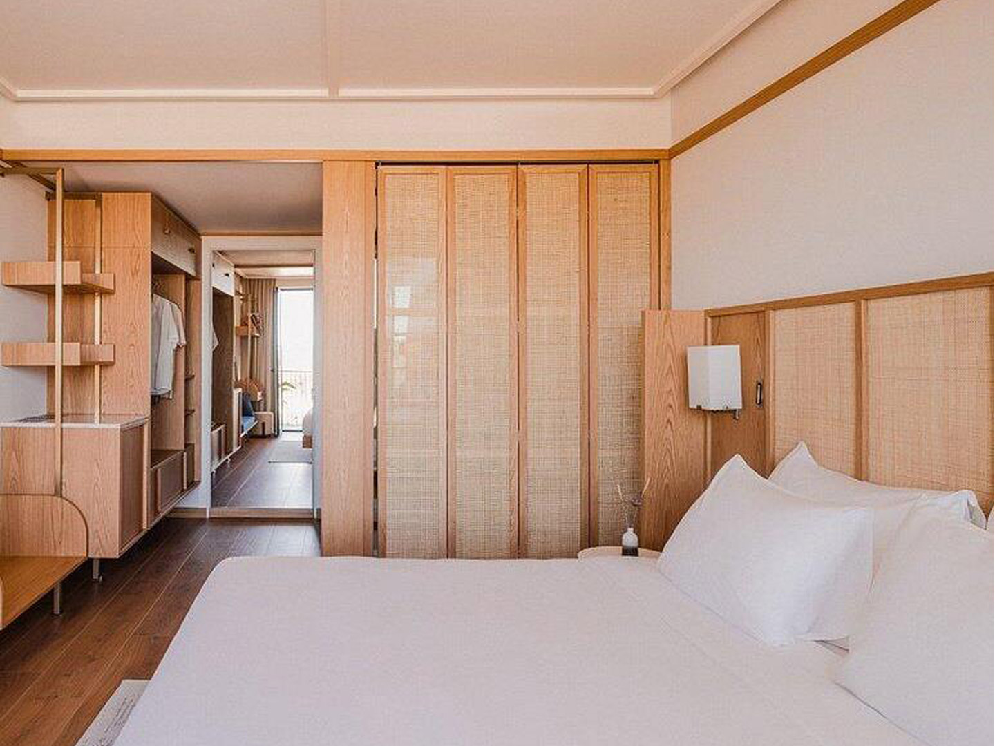 Customized Resort Hotel Room Furniture Set GD21