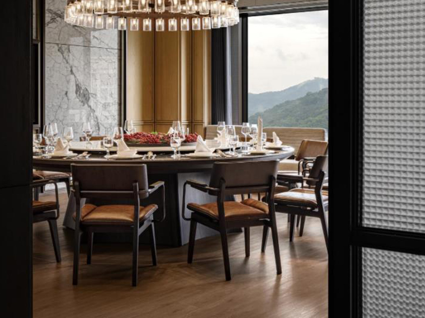 Interior Design for Resort Hotels and Restaurants GD22