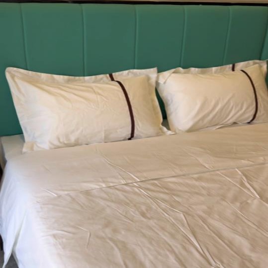 Custom-made high-end hotel-style apartment furniture G85