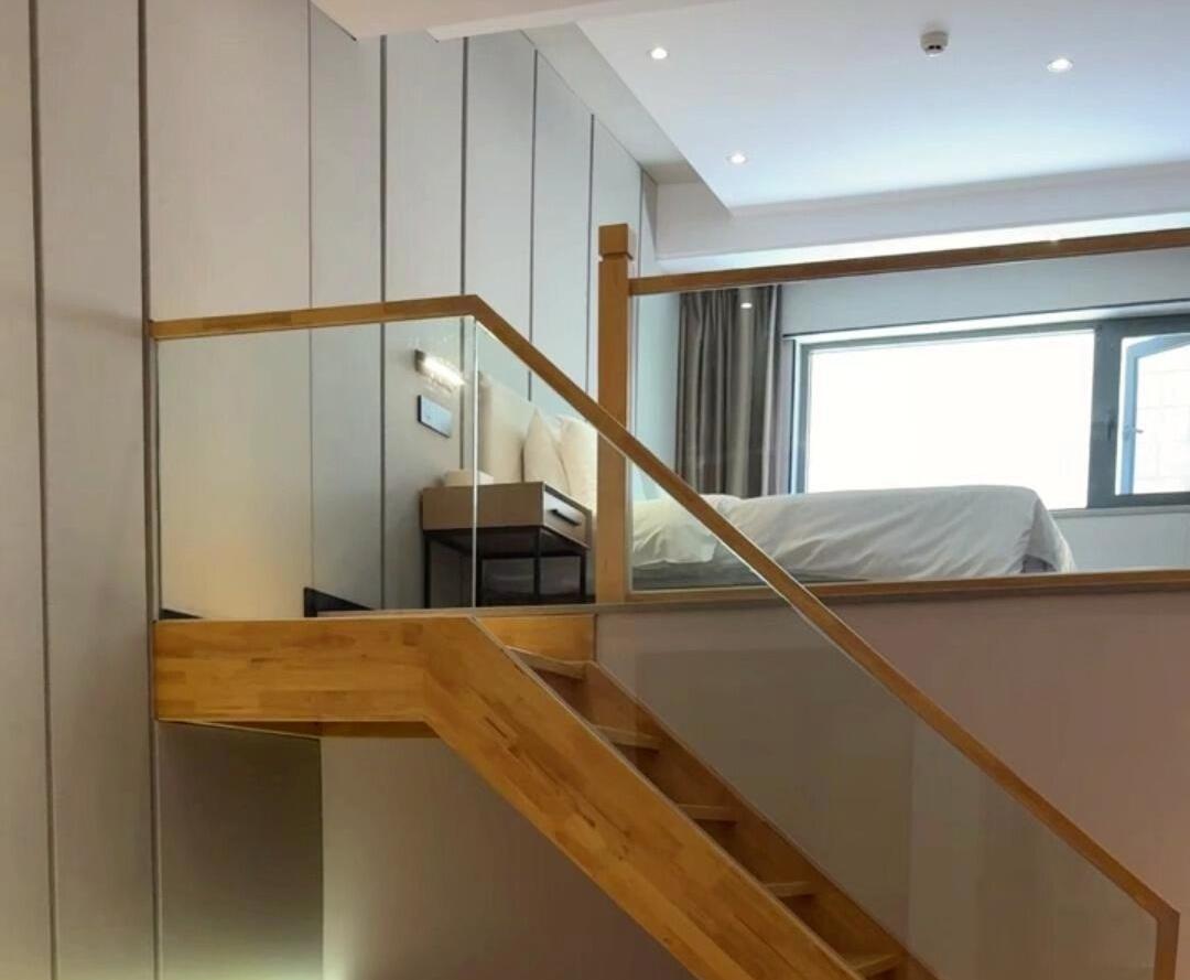 Minimalist style duplex apartment custom furniture G75