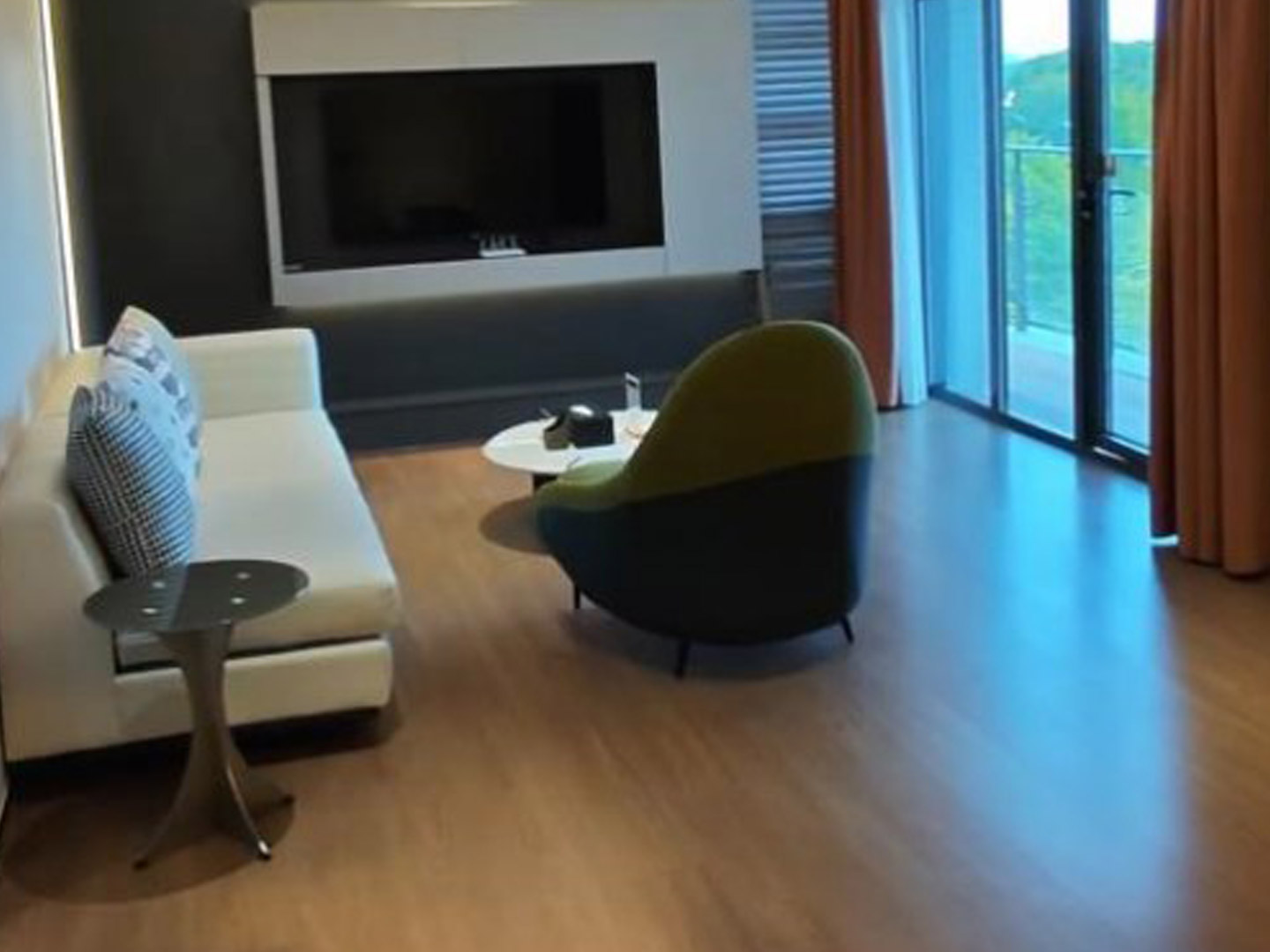 Apartment furniture engineering custom guest ro...