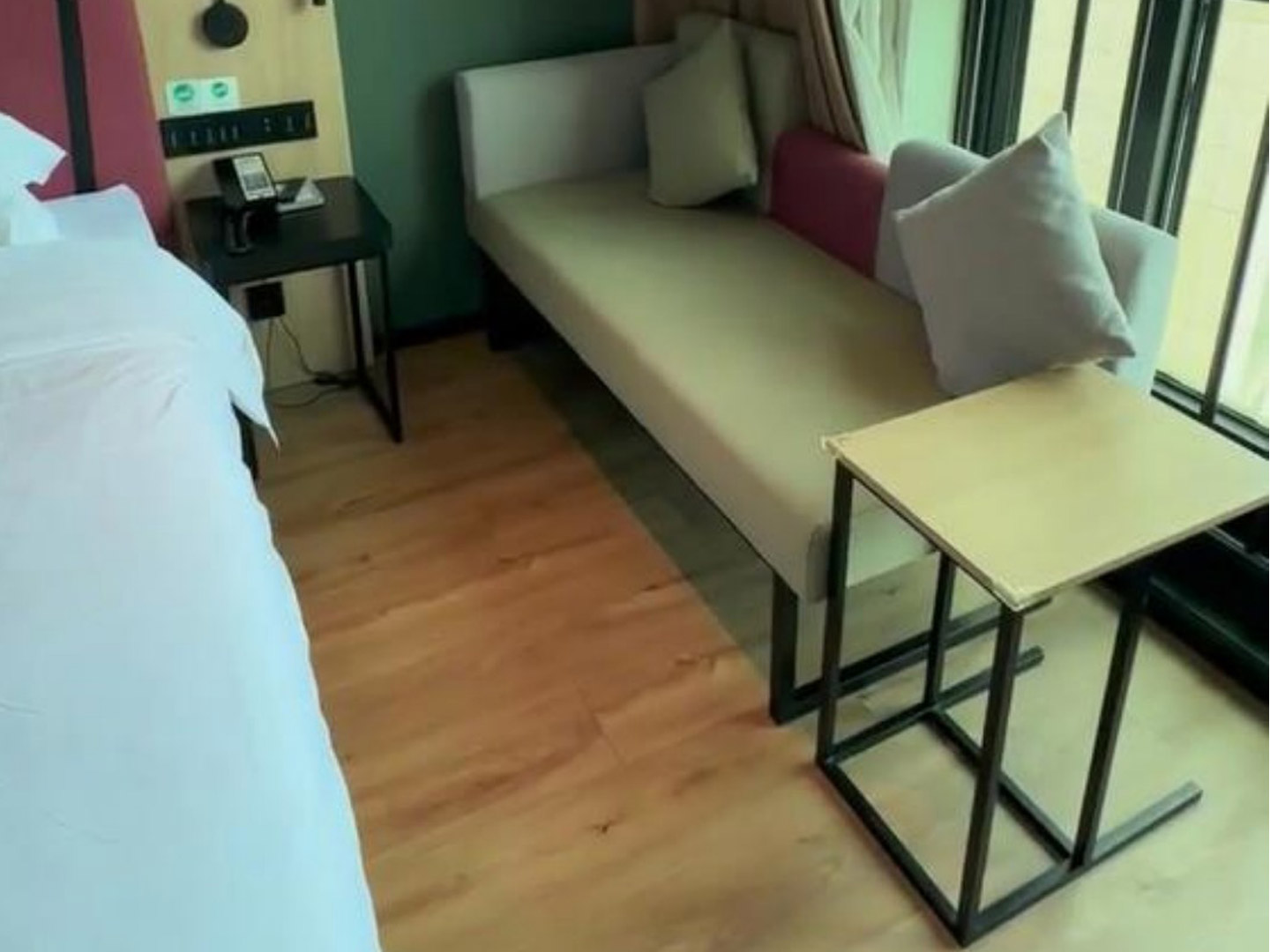 Customized subway hotel-style apartment furniture G48