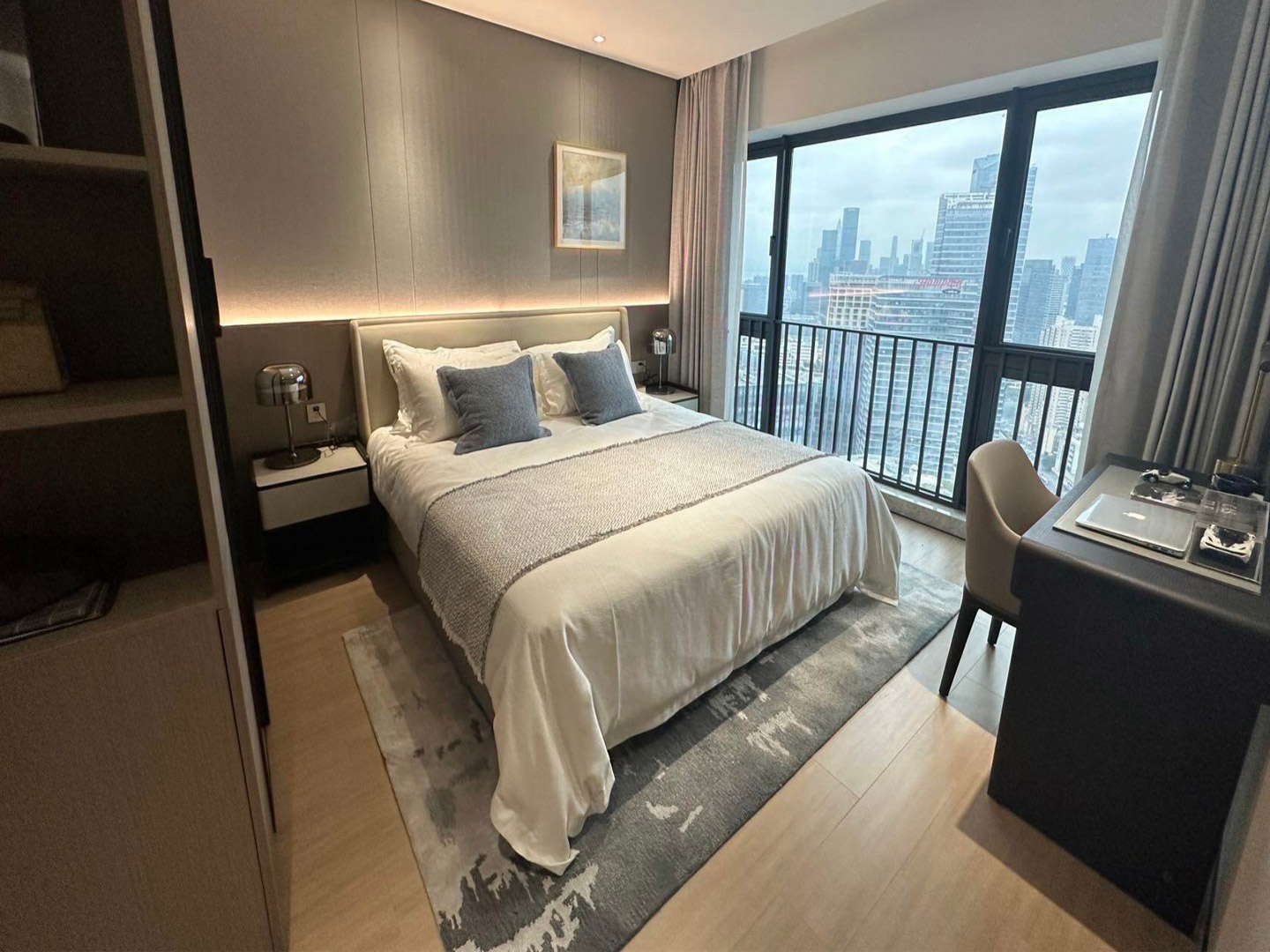 Apartment and hotel furniture wholesale and cus...