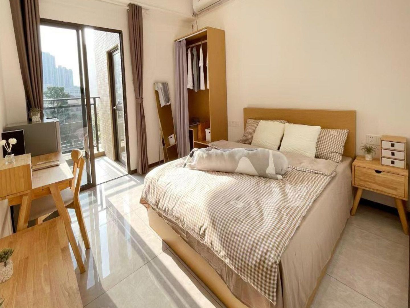 Designer apartment/hotel furniture customization G24