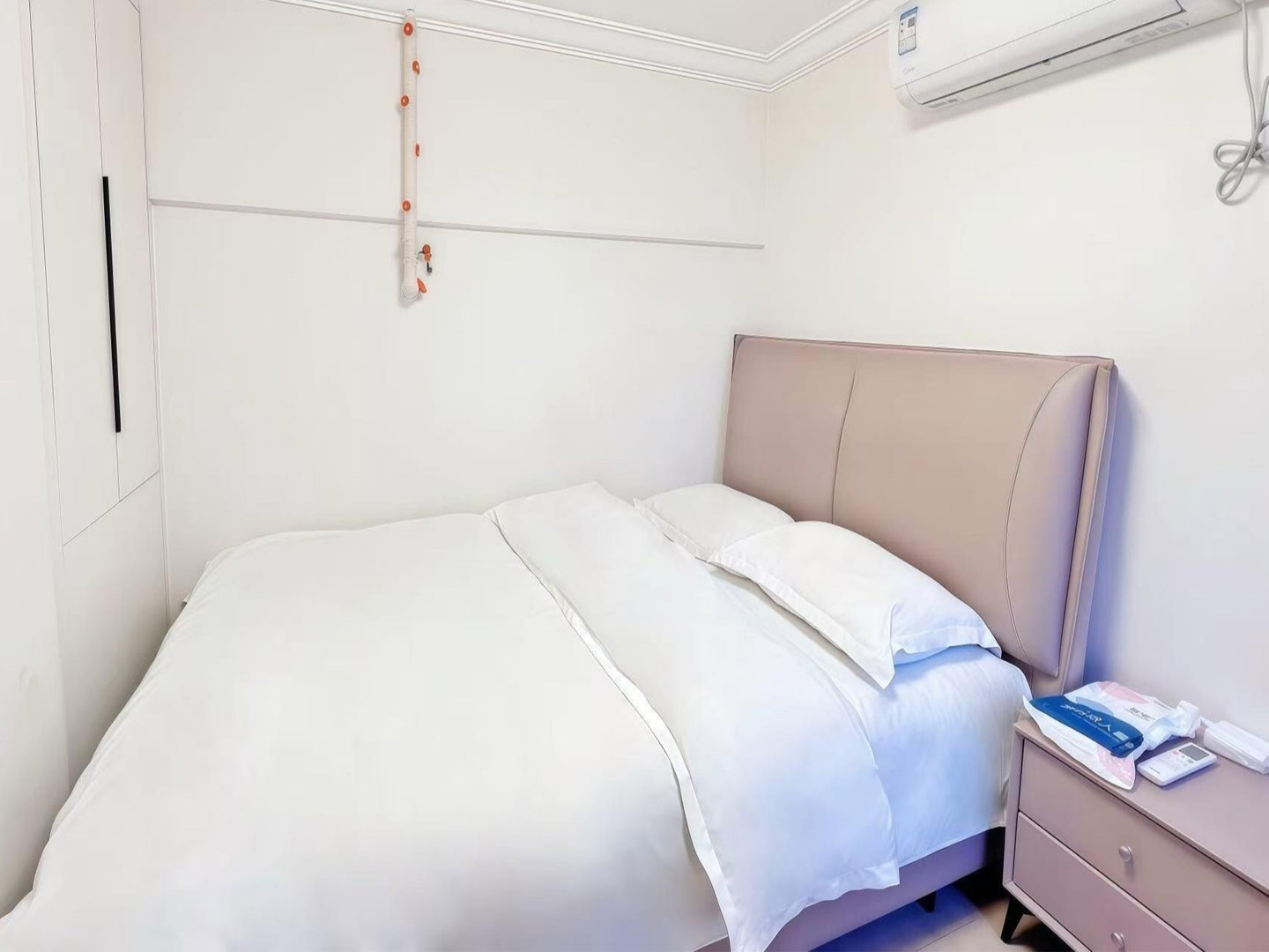 High-end custom furniture for hotel apartments G40
