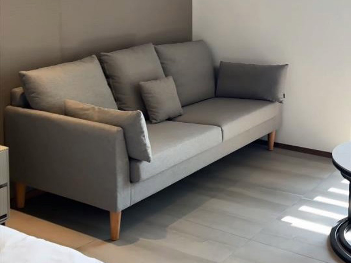 Customized furniture for hotel apartment rooms G45