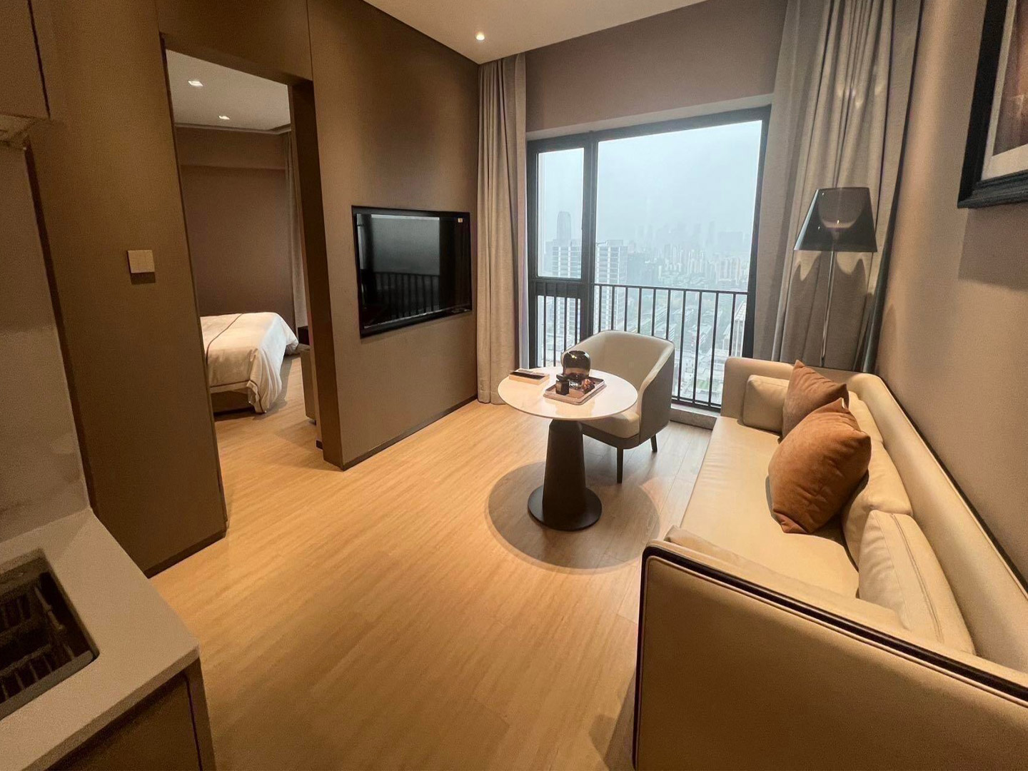 Apartment and hotel furniture wholesale and cus...