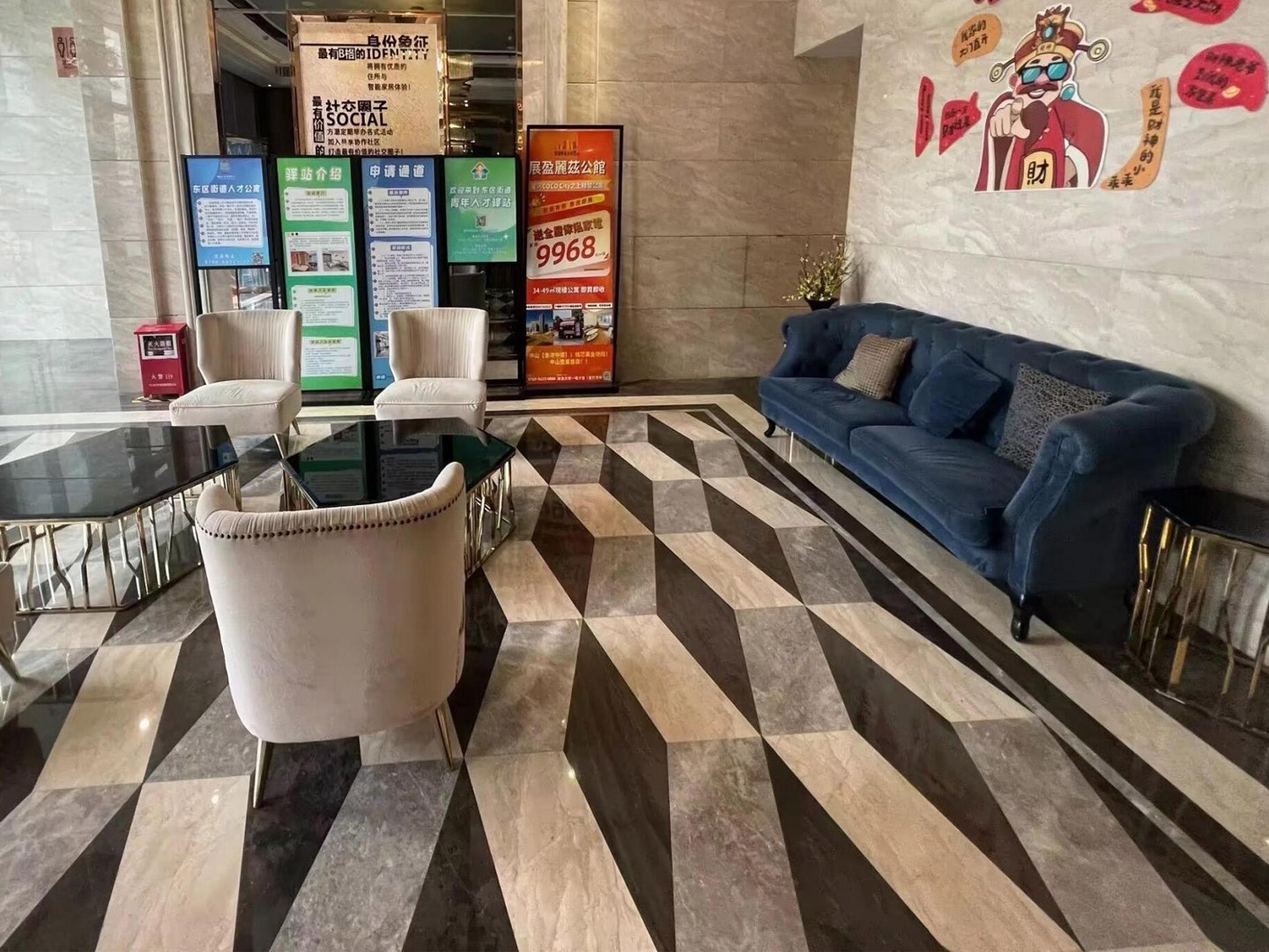 Customized furniture for serviced apartments an...