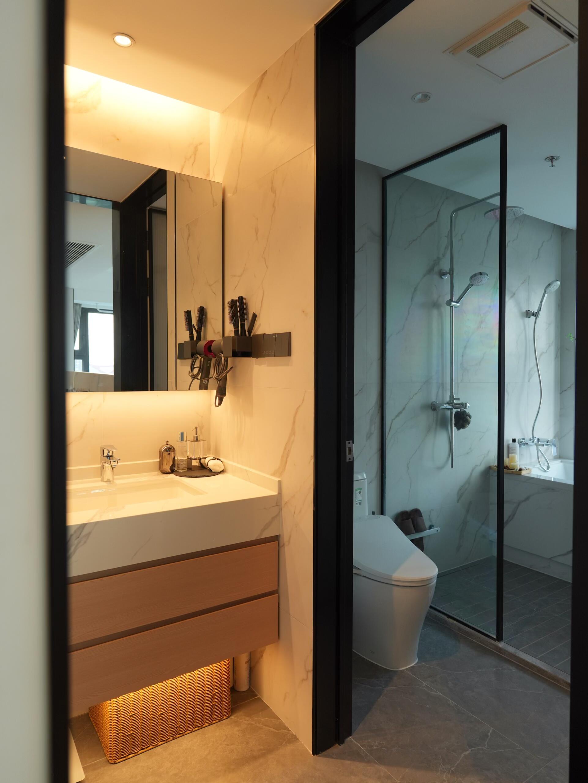 Detached apartment interior design and custom furniture G77