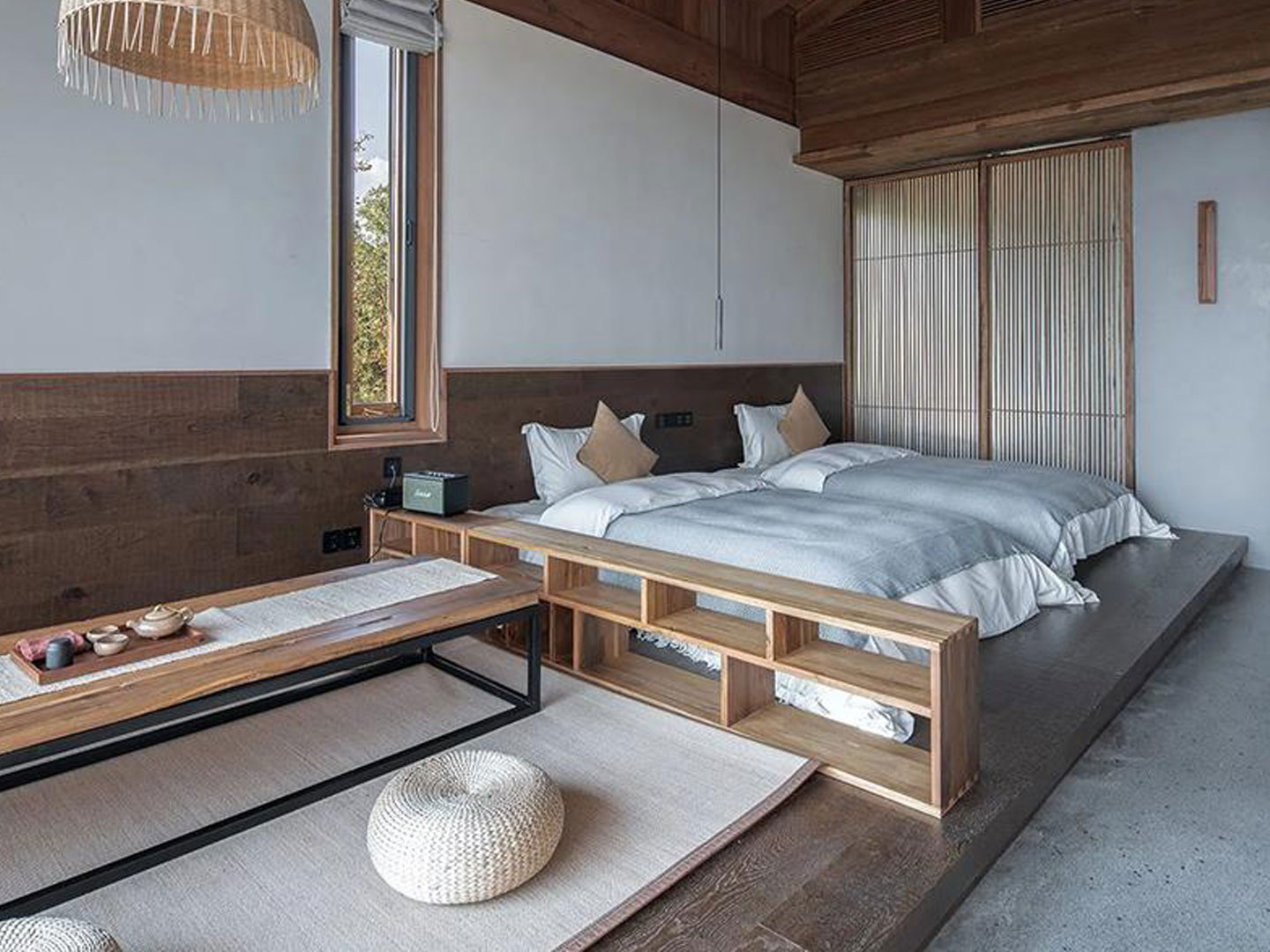 bed F-034 (4).jpg