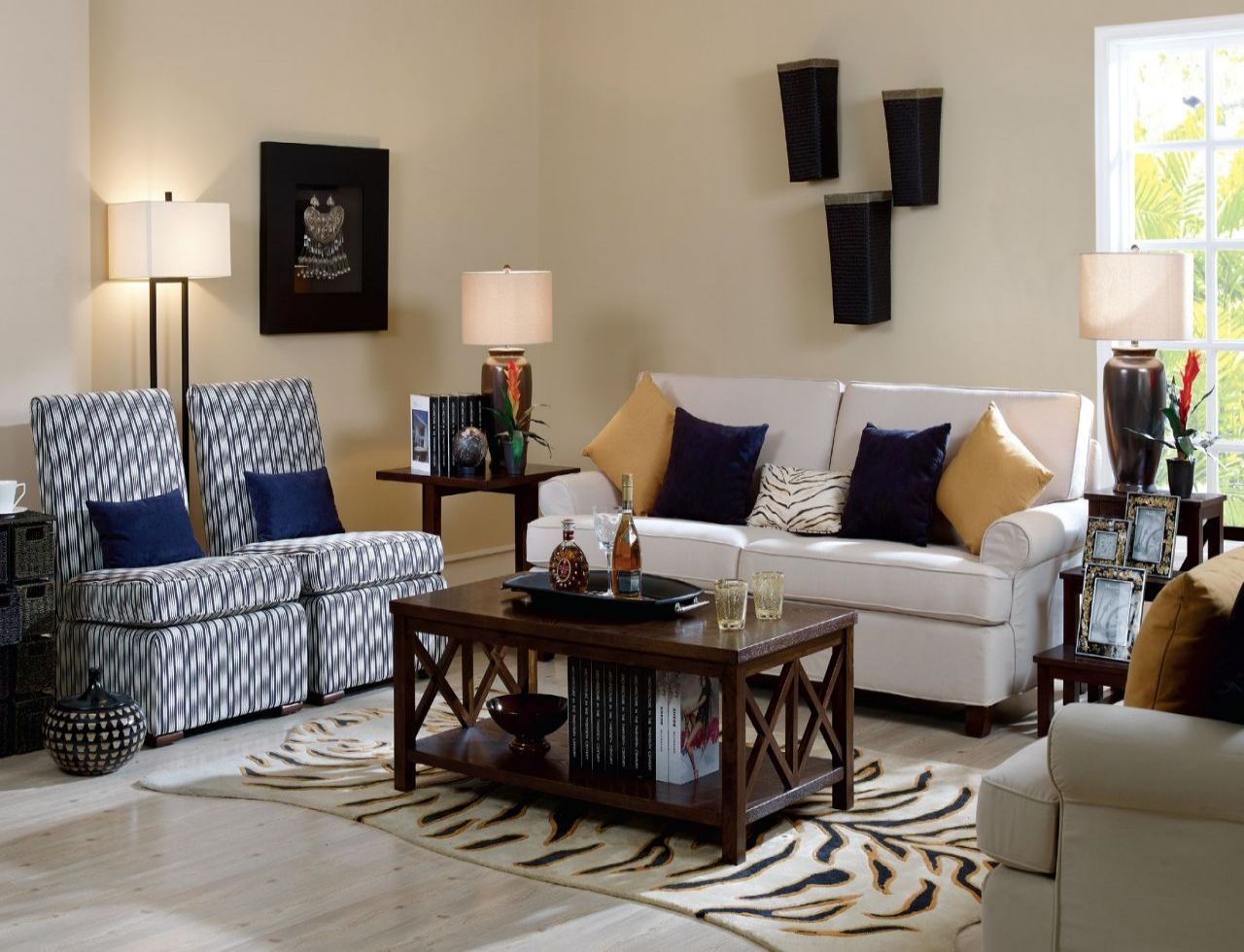 luxury  living room sofa set B084