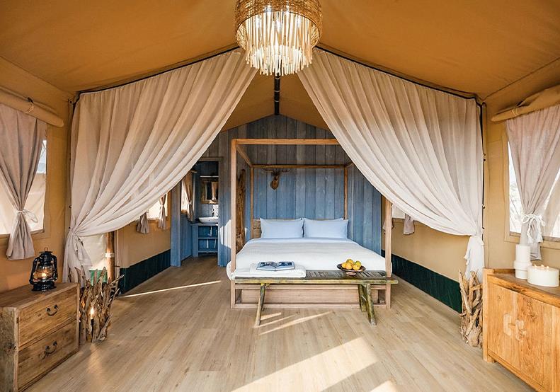 Natural log engineering hotel custom furniture F035
