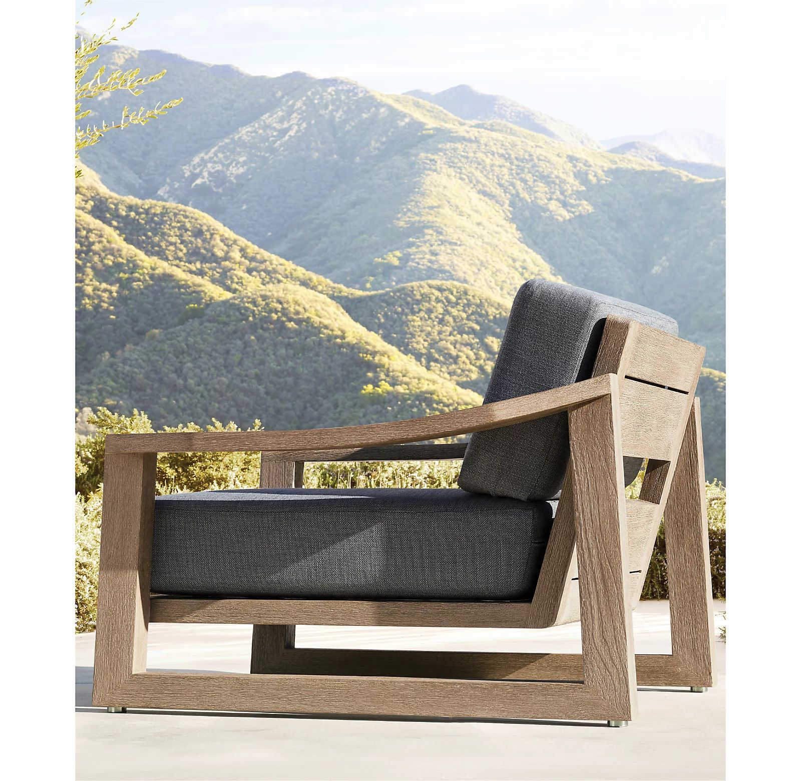 Garden Sofa (5).jpg