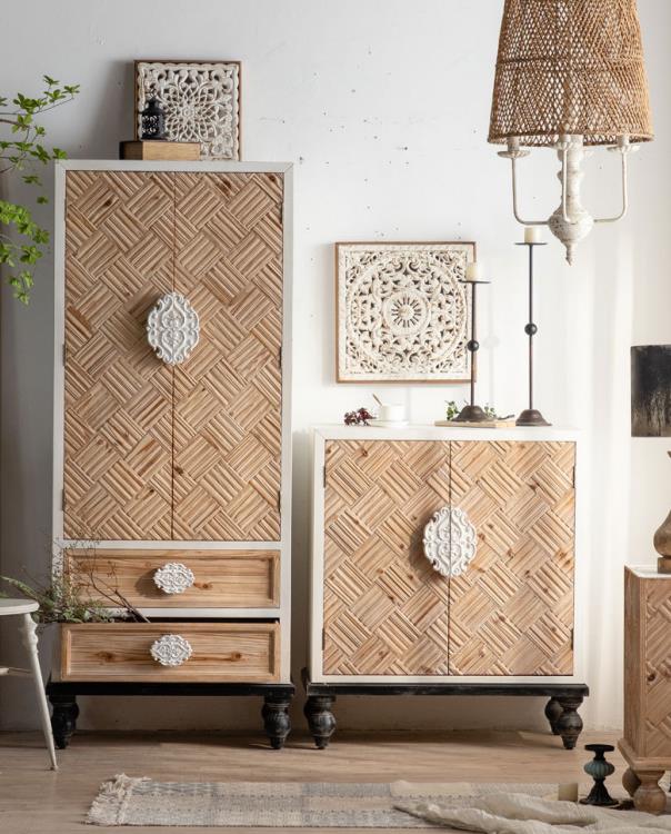 B&B customized lockers F223