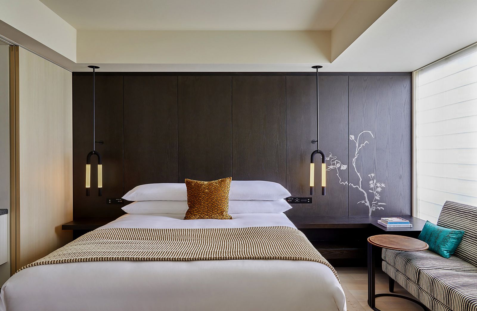 High-end customized hotel club apartment bedroom furniture set J-013